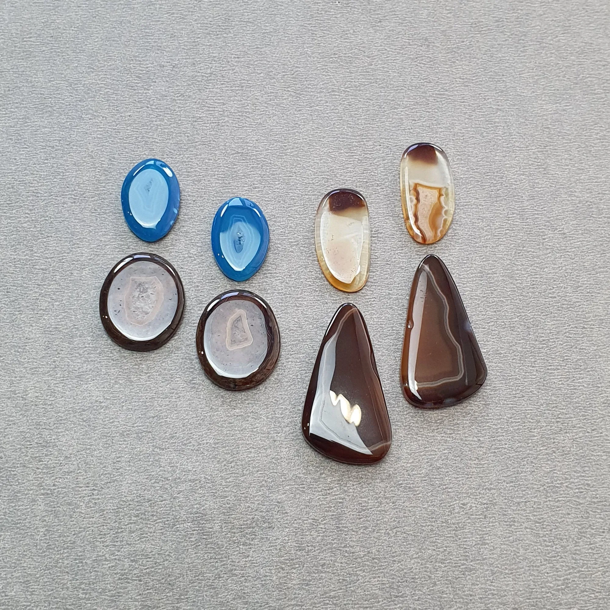 BOTSWANA AGATE Gemstone Cabochon : Natural Color Enhanced Bi-Color Agate Uneven Shape 8pcs Set