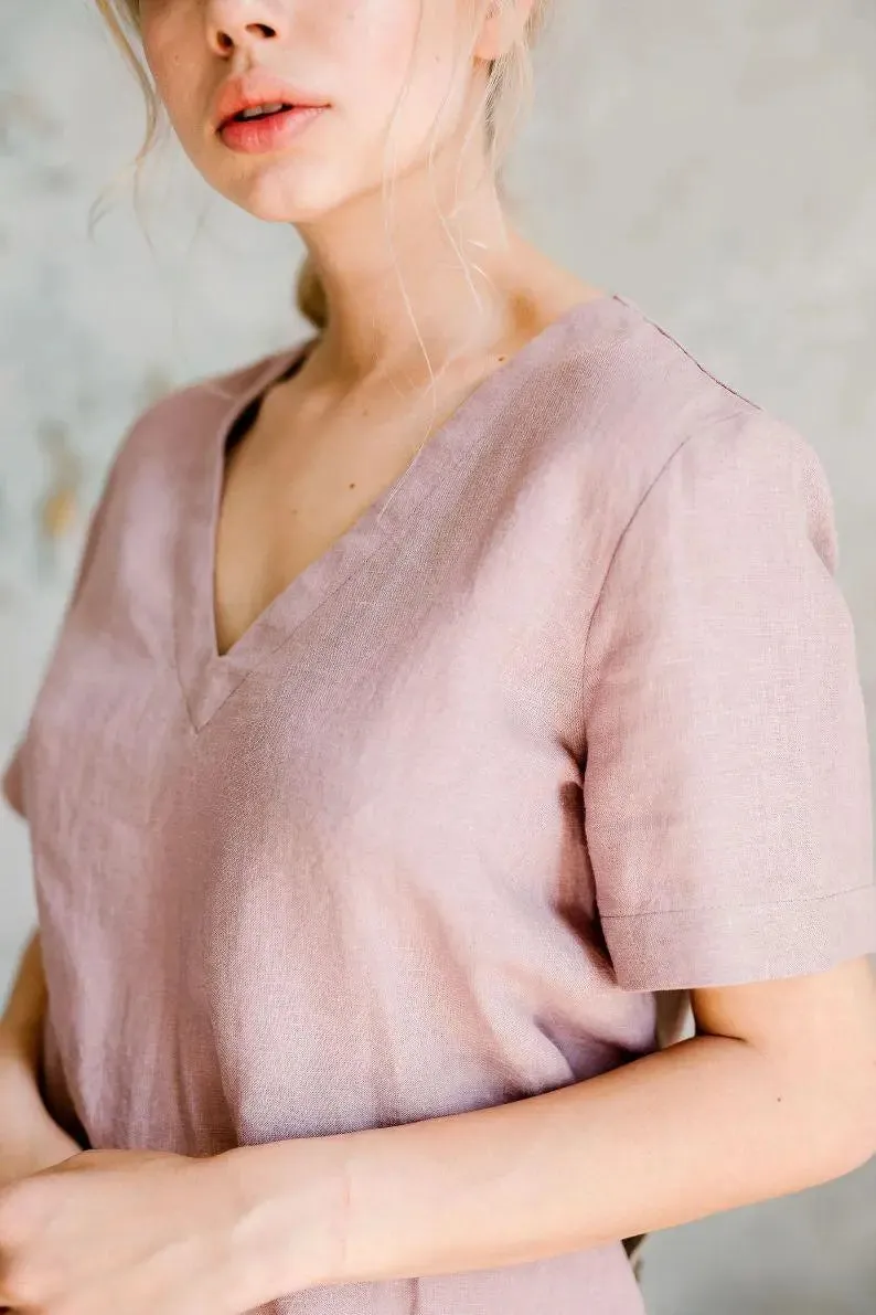 Loose V Neck Linen Top by Soelis