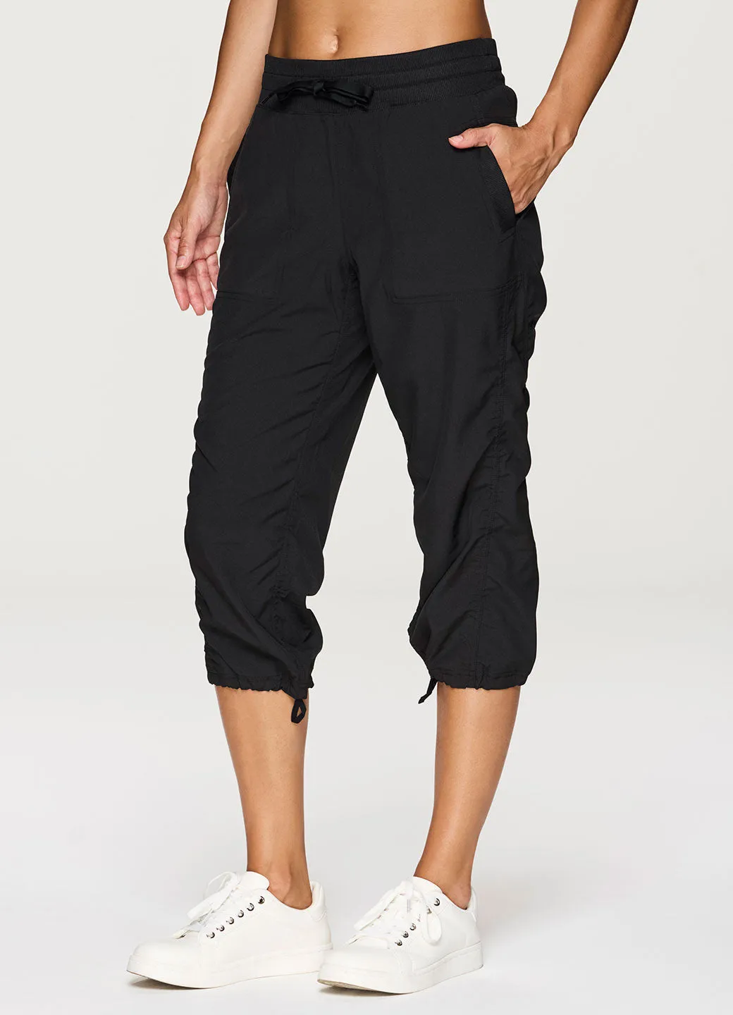 Lumen Lightweight Capri Pant