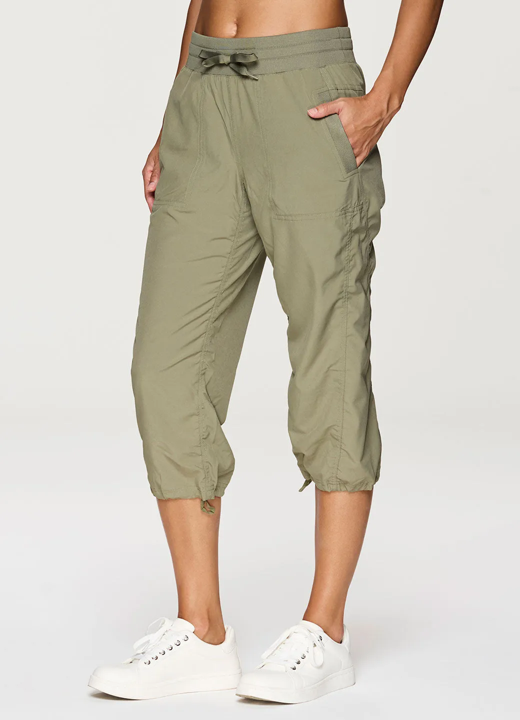 Lumen Lightweight Capri Pant