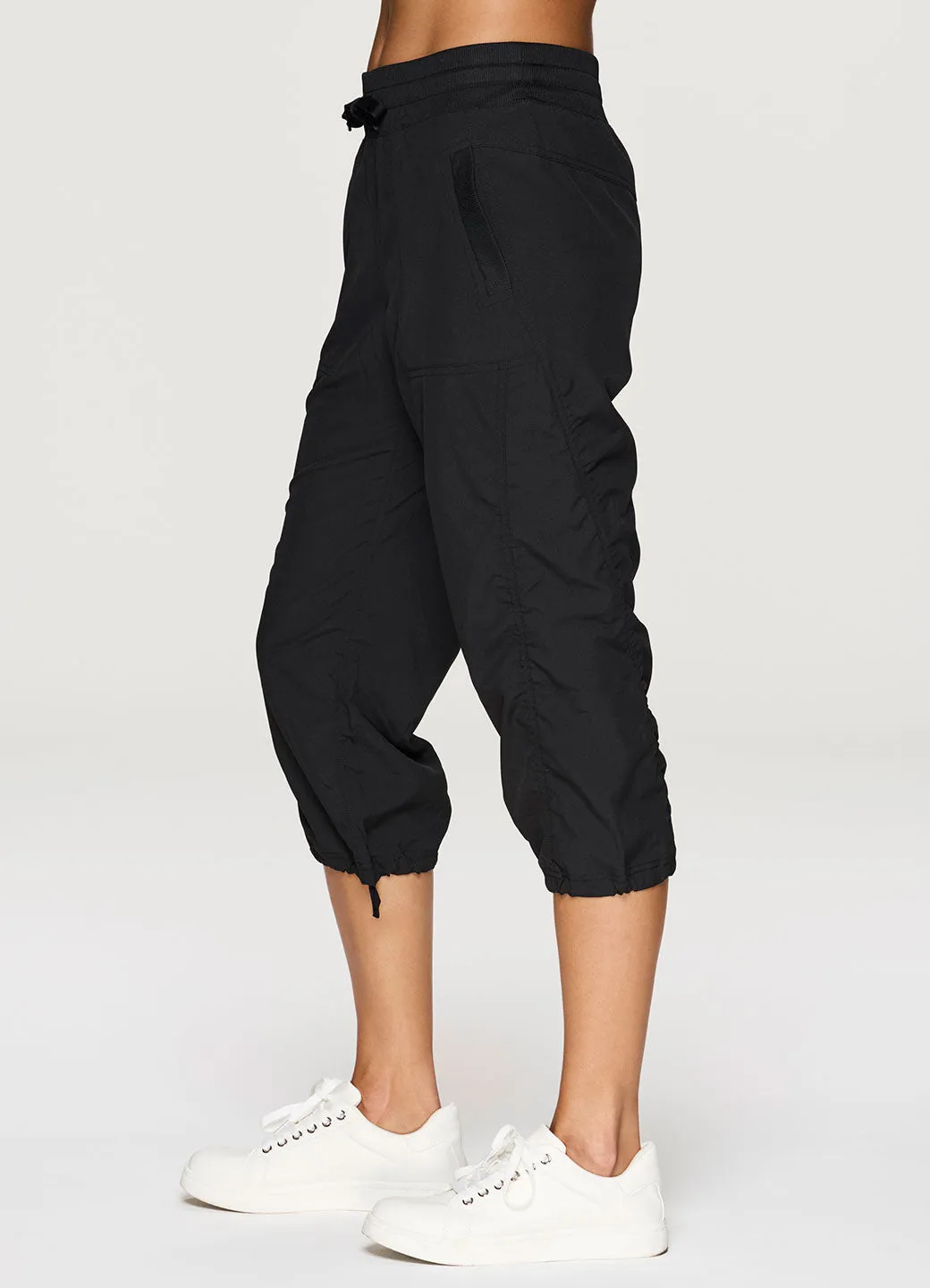 Lumen Lightweight Capri Pant