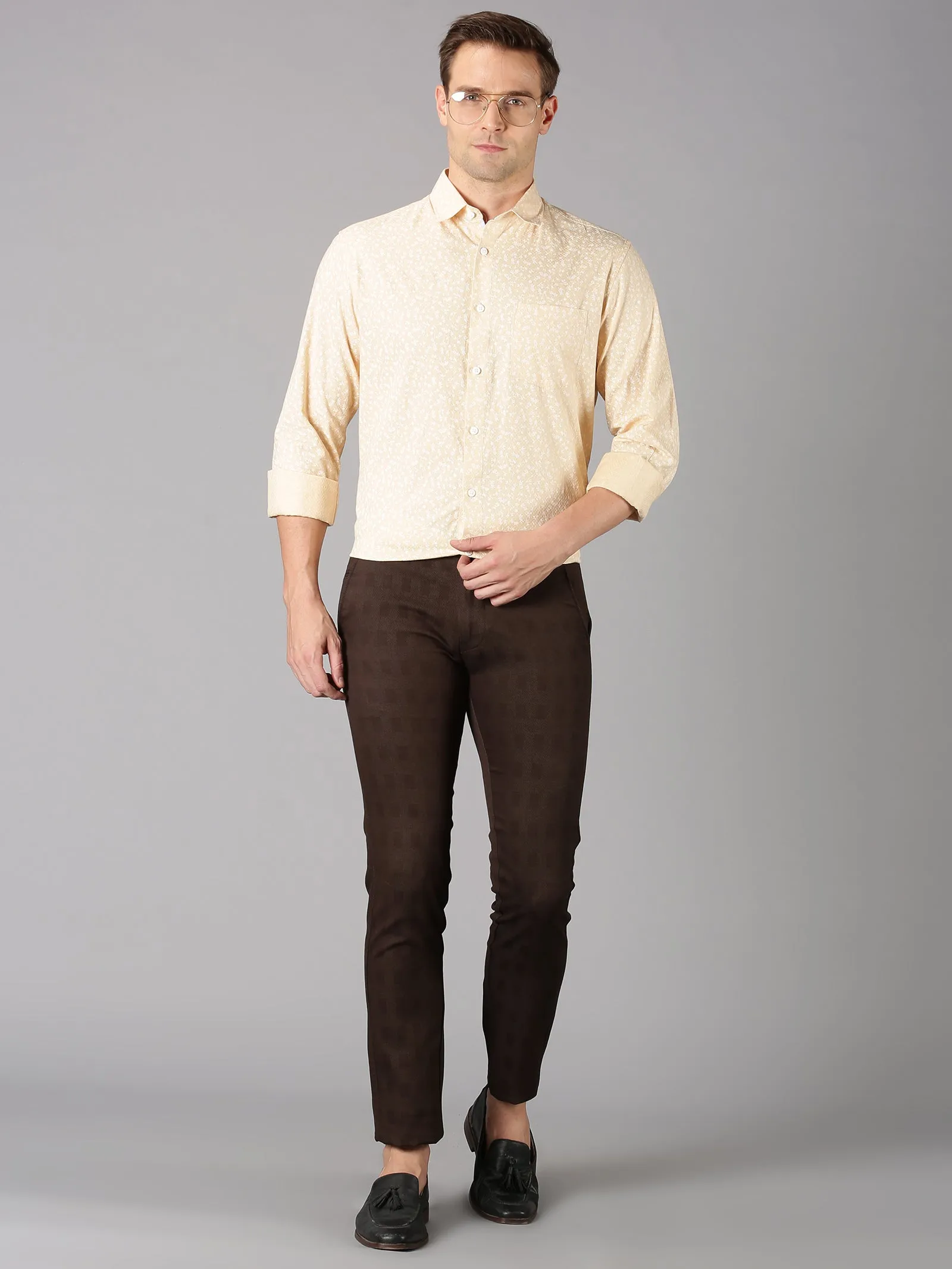 MEN'S BEIGE DOBBY PRINT SLIM FIT SHIRT