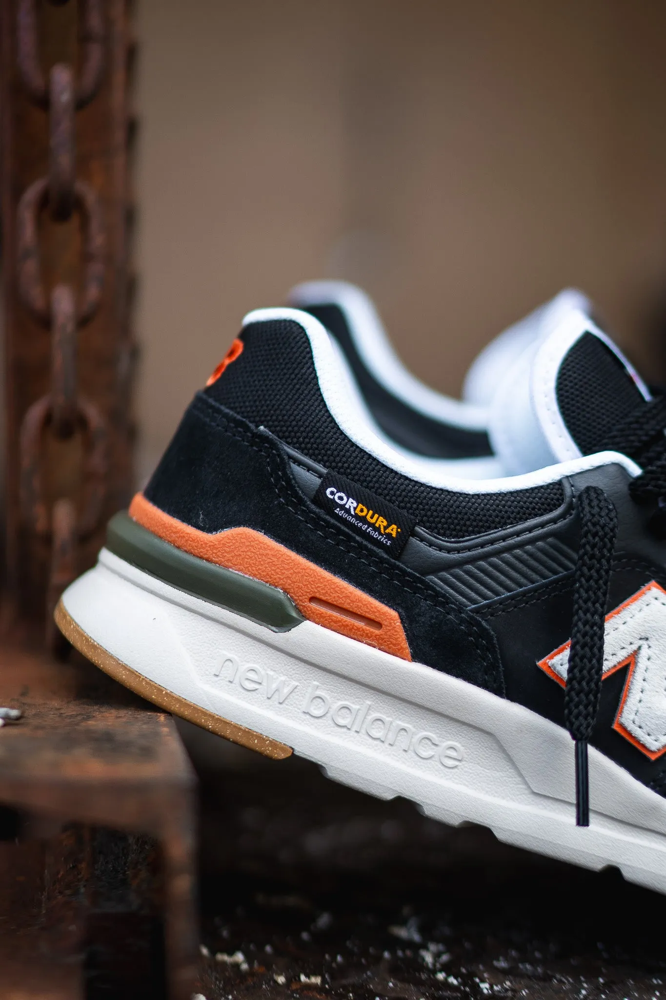 Mens New Balance 997H (Black/Moss) - CM997HLP