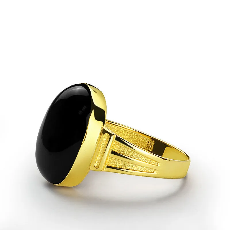 Men's Ring in 10k Yellow Gold with Black Onyx Stone