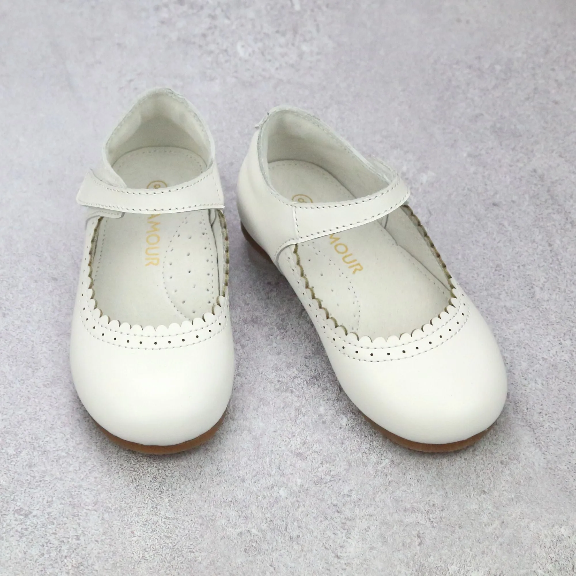 Toddler Girls Lucille Classic Leather Scalloped Flat