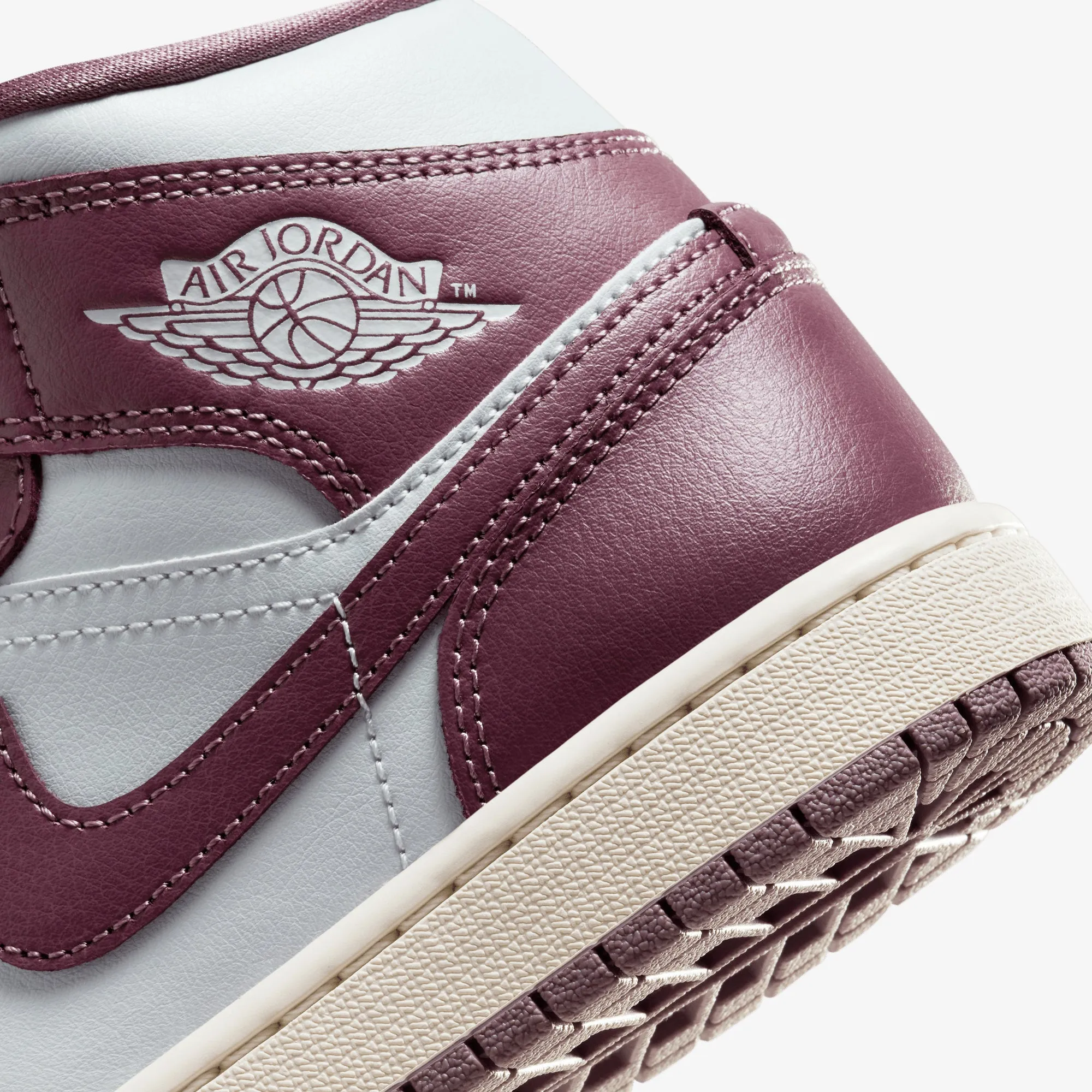 WMN'S AIR JORDAN 1 MID 'PURE PLATINUM/SKY J MAUVE-SAIL'