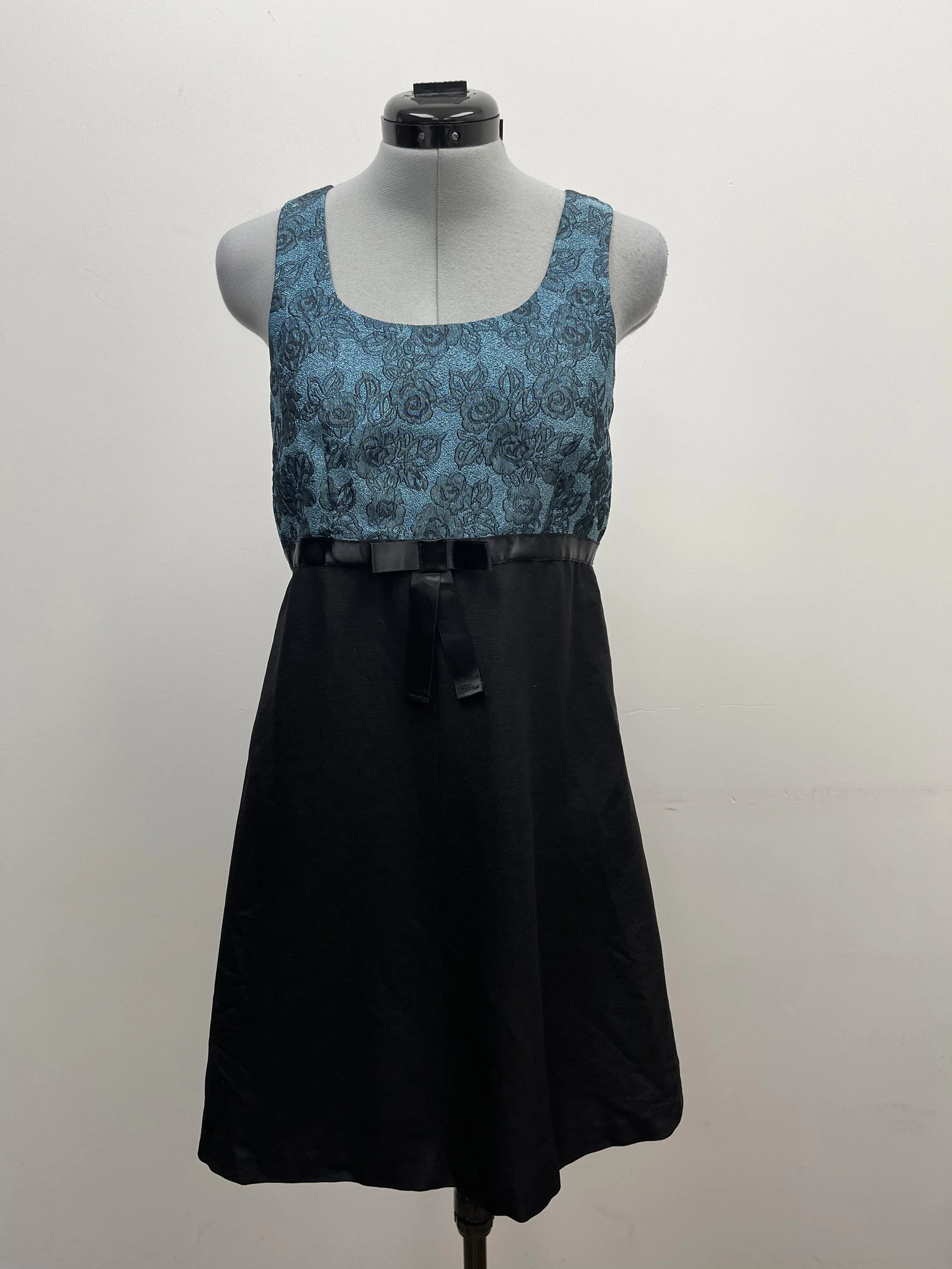 Women's Dress, Small